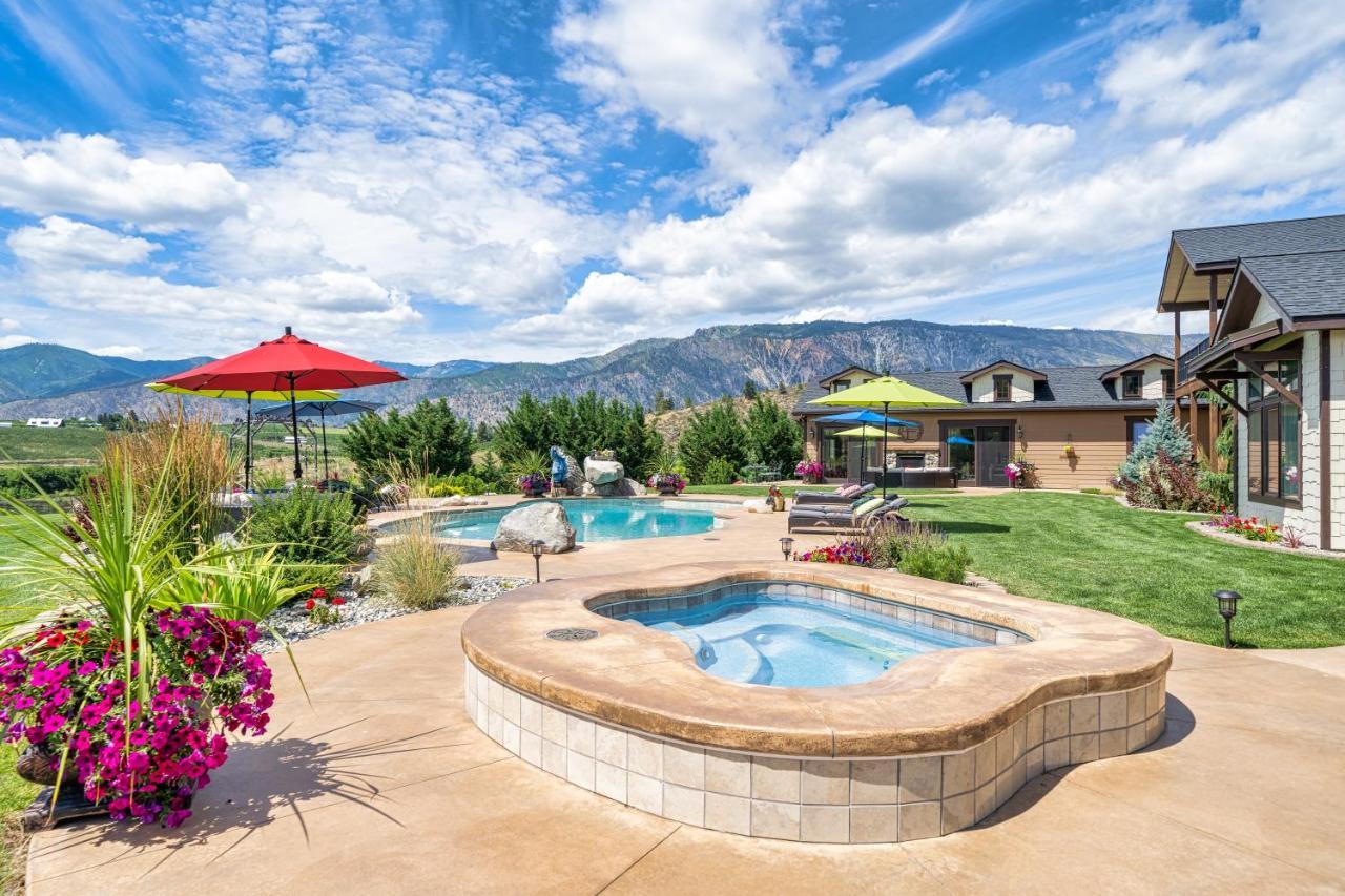 Lake'S Edge Tuscan Lodge Manson Exterior photo